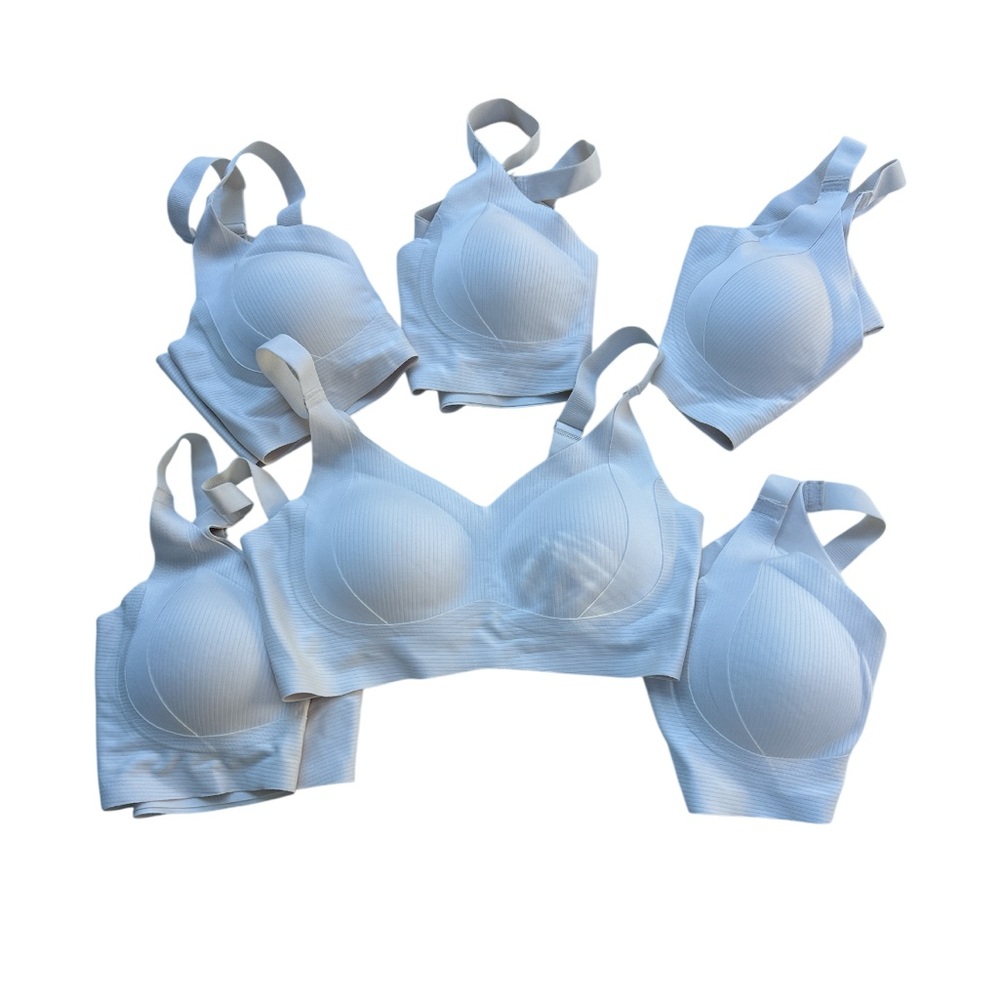 Set of 6 Light cream color adjustable seamless bras w/padding no under/wire.Sz:L